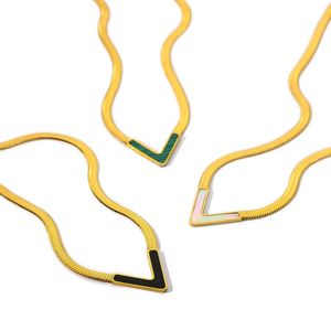 Zincirler Modaya uygun kabuk harf V şeklinde kolyeler kadınlar için su geçirmez paslanmaz çelik metal altın yılan zinciri yaka mücevherçiler