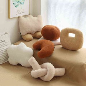 Ins Kawaii Geometric Shape Plush Cushion Filled Sofa Decor Nordic Ball Solid Peluche Toys For Children Soft Warm Gift J220704