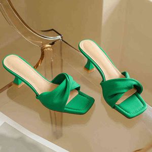 Slippers Twist Square Toe Thin Heels Sandals Woman Summer 2022 Solid Color Slides Slippers Elegant Medium Heel Women s Shoes Designer 220516