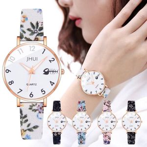 Avanadores de pulso Wind Up Wel Watches Women Dress Watch Small Fresh Concher Leather Strap Alloy Case Band Mens Watchwristwatches