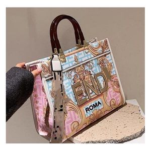 62% de desconto em 2022 bolsas femininas novas podem ser personalizadas e lotes mistos grandes grafites de impressão pintada de impressão