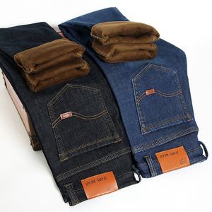 Männer Aktivitäten Fleece Warme Jeans Hohe Qualität Berühmte Marke Herbst Winter Jeans Warme Beflockung Stretch Weiche Männer Jeans 201111