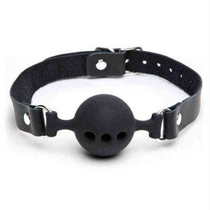 Nxy Sm Bondage Large Silicone Breathable Ball Gag Restraints Fetish Slave Sex Toys for Couple Leather Strap Open Mouth Gags Adult Games 220426