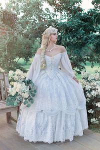 Vintage Renaissance White Lace Ball Gown Wedding Dresses Medieval Victorian Long Sleeves Garden Bridal Dress Corset Tiered Plus Size Gothic Bride Formal Gowns 2022