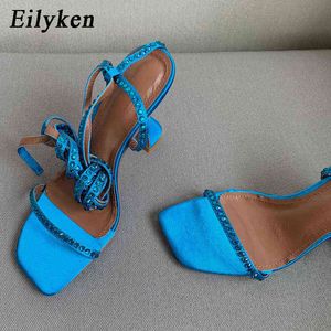 Sandaler EilyKen Ny sommar Sexig Blå Gladiator High Heels Cross-Strap Rhinestone Skor Kvinnor Kvadratisk Öppna Toe Lace-Up Pumps 220317