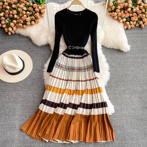 2022 Autumn Elegant Knitted Patchwork Contrast Pleated Dress Women Long Sleeve Office Lady Sweater Midi Dress With Belt