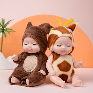 1 stycken söt djur baby docka 3.5 tum hjort/ bi/ björn sömn simulerad återfödd för barnleksak med kläder 220826