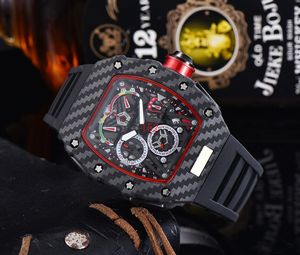 Новые автоматические даты Limited Edition Men's Top Brand Luxury Full Function Quartz Watch Силиконовый ремешок