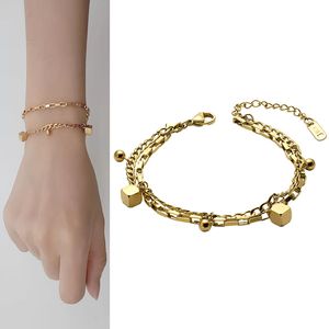 Armband lyxiga armband för kvinnor Indien mode titan smycken guld rostfritt stål romerska siffror charm designer kvinnliga älskare små populära gåvor vän hand hand
