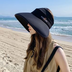 Koreańska wersja damskiej letniego pustego czapka mody wielkie krem ​​przeciwsłoneczny Hat Travel Travel Cycling Big-Rimmed Hat CX220325