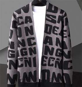 Moda Giacca Uomo Maglioni abbigliamento uomo lettere autunno inverno maglione lavorato a maglia maglioni casual top cardigan in maglia di lana uomo Felpe con cappuccio Cappotti Taglia S-4XL