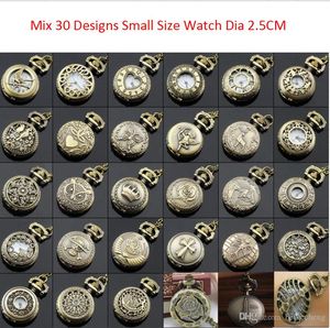 Vente en gros Vente en gros 100pcs / lot Mix 30 Designs Case dia 2,5 cm Pendant Chain Quartz Bronze Small Crown Watch Pocket Watch PW048