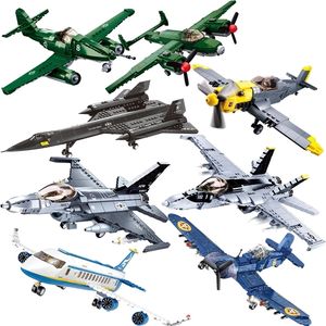 Militar de um plano de combate a 18e Super Strike Hornet Blocks Bricks War Modelo Classic Educational Kids MOC Toys 220715