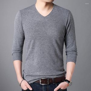Men's Sweaters High Quality Autumn Mens Sweater Fashion V Collar Youth Man JumperMen's