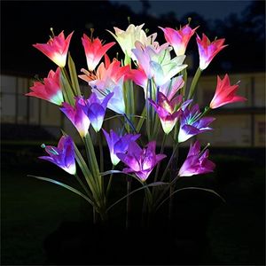 4 Head LED Solar Lily Garden Lamp Home Decorative Flower Lights Waterproof Landscape Yard Lawn Path Holiday Wedding 220429