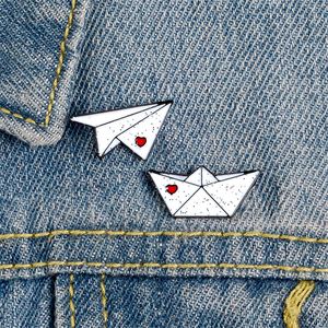Paper Airplane Boat Enamel Heart Pins Brooches Lapel Pin Shirt Pack Airplane Ferry Badge Mini Jewelry Gift For Kids Friends A260