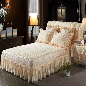 寝具セット厚いフリース温かいベッドスプレッドベッドスカートキング/クイーンサイズセットピンクブルーパープルレースベッドシート
