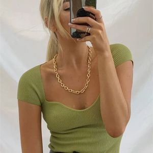 Apromlar yeşil kare boyun yivli örme tişört kadınlar seksi düz renk yüksek strench tshirt serin kız sokak tarzı mahsul üst 220511
