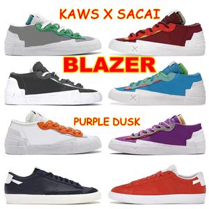 Blazer Low Running Shoes Kaws x Sacais Classic Mens Womens Purple Dusk Casual Sports Neptune Blue Team Red Paint Splatter Sneakers Trainers With Box and Card