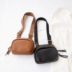 Torby wieczorowe Wysokiej jakości mini -skórzana torba młoda dziewczyna moda miękka krowia na ramię crossbody luksusowa marka marka mała wiadomość