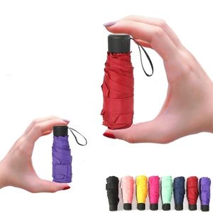 Mini Taschenschirm Frauen UV Kleine Regenschirme 180g Regen Wasserdicht Männer Sonnenschirm Bequem Mädchen Reisen Parapluie Kid Y200324