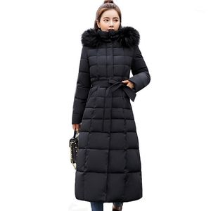 女性のトレンチコート2022高品質の女性冬のジャケットフーリング付き毛皮の首輪暖かい女性コートベルトレディースエレガントXロングパーカ