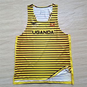 Uganda Stripes Man Fast Running Net Andningsskydd Västhastighet Professionell Atlet Spårfält Singlet Customizable 220413