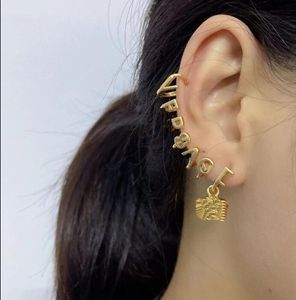Luxury Designed V letter Ear clip Earrings Ear Cuff Banshee Medusa PortraitWomen Tassel Earring Designer Jewelry