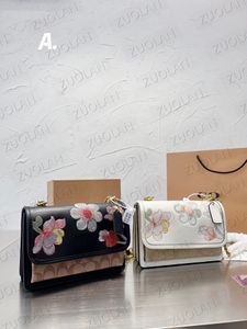 ファッション性の高いデザイナーレディースクロスボーイバッグクラシック女性イブニングバッグ小さな花クレアフラップチェーンパックバッグオルガンパケット財布コイン刺繍バッグ