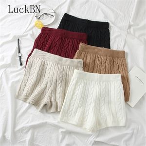 Cor sólida Casual Knitted Twist Shorts Mulheres Moda Moda Cintura Alta Bodycon Shorts Primavera Verão Femme Branco 220419