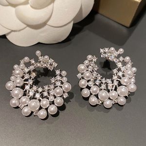 Luksusowe Designer Kobiety Kolczyki Pearl Ear Stud 925 Srebrna Igła Earring Cyrkonia Diament Lady Earing Elegancka Moda Dziewczyna Nieregularne Kolczyki