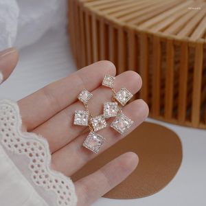 Stud Korean Design Creative Cube Geometric Earring For Women Bling Quality Crystal Zircon Earrings Birthday Gift PendantStud Dale22