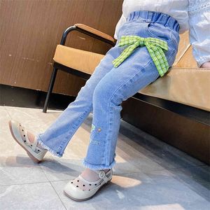 Baby Mädchen Jeans Bogen Jeans für Mädchen Plaid Muster Jeans Baby Mädchen Brief Stickerei Baby Mädchen Kleidung 210412