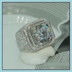 Pierścienie zespołu biżuteria oszałamiająca ręcznie robiona moda Sterling Sier Round Cut White Topaz CZ Diamond Fl Fl Gemstones Men Men Wedding Ring Down