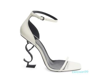 Designer skor kvinna sandaler opyum höga klackar kvinnor öppna tå stiletto häl klassiska metall bokstäver sandal mode stylist skor med låda damm