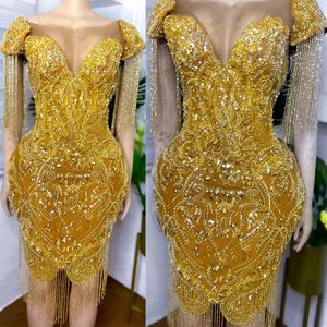 2022 Plus Size Arabic Aso Ebi Gold Sparkly Luxurious Prom Dresses Pärled Crystals Evening Formal Party Second Reception Födelsedagsförlovningsklänningar klänning ZJ566