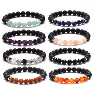 Bärade strängar True Natural Quartz Crystal Stone Beads Cut Gem Facetterade smycken 8mm Black Lava String Volcanic Rock Strand Lady Brace Trum22