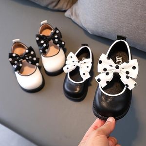 Athletic Outdoor Little Girl Shoes Leather Bowknot School Baby Toddler Kids 2022 Spring Autumn Soft Bottom Slip Casual Child 1-6yathletic