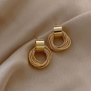 Gold retro metálico Retro Brincos pendentes de círculo múltiplo para mulheres joias de garotas 2022