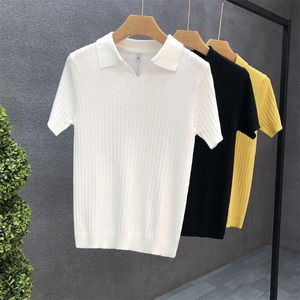 T-shirt da uomo Estate 2022 T-shirt con colletto a V Manica corta Coreano Casual Colore puro Top Trend T-shirt bianca Uomo Tactical Strange YellowMen's