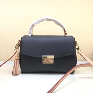 Luksusowe zdejmowane torebki Tassel Specjalne płótno torba na ramię Lady Flap Torebka skórzana torebki dla kobiet Macrame Torkant Women Messenger Bag