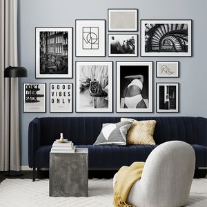 Linea astratta Figura Poster Arte della parete Stampa su tela Pittura Minimalista Retro Bianco e nero Decorazioni per la casa Camera da letto Sfondo Immagini