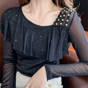 MadBlack Spring Fall European Clothes T-Shirt Thin Chic Sexy Skew Neck Ruffles Shiny Rivet Women Tops Long Sleeve Tees T19306A 220402