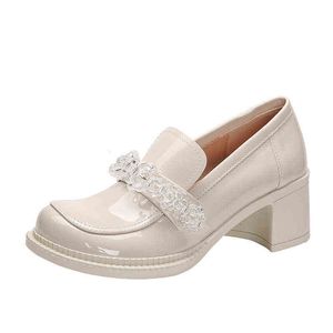 Sapatos de vestido Mulheres Bombas Mary Jane Sapatos de Couro Pequeno Quadrado Toe Alto Salto Alto Cristal Gelo Flor Chunky Loafers 220318