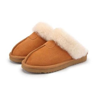 2022 Hohe Qualität WGG Warme Baumwollhausschuhe Männer und Damen Stiefel Schneestiefel Designer Indoor Slipper 15Color