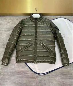 Men Stand Collar Down Coat waterproof Double Zippers Soft Warm Parkas Down Jacket Black and Green size 12345