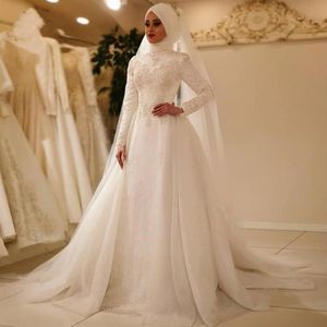 Islamic Perlen Brautkleider großhandel-Elfenbein muslimischer Hijab Brautkleider Kleid mit passrocknen Perlen Perlen Spitzen Applikationen Langes arabisches Dubai Islamische Hochzeitskleider Custom227J