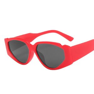 Occhiali da sole da donna quadrati da viaggio Occhiali da sole rettangolari piccoli Occhiali da sole Moda femminile Retro Lunette De Soleil FemmeOcchiali da soleOcchiali da sole