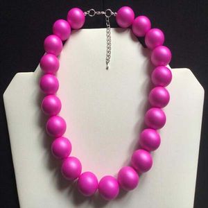 Women Chunky Bright Hot Pink Bead Necklace