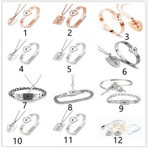 Titanium Steel Love Armband Womens Designer Halsband Bangles Luxury High End Jewelry Par Suit Classic Shield Key Necklace Bra272y